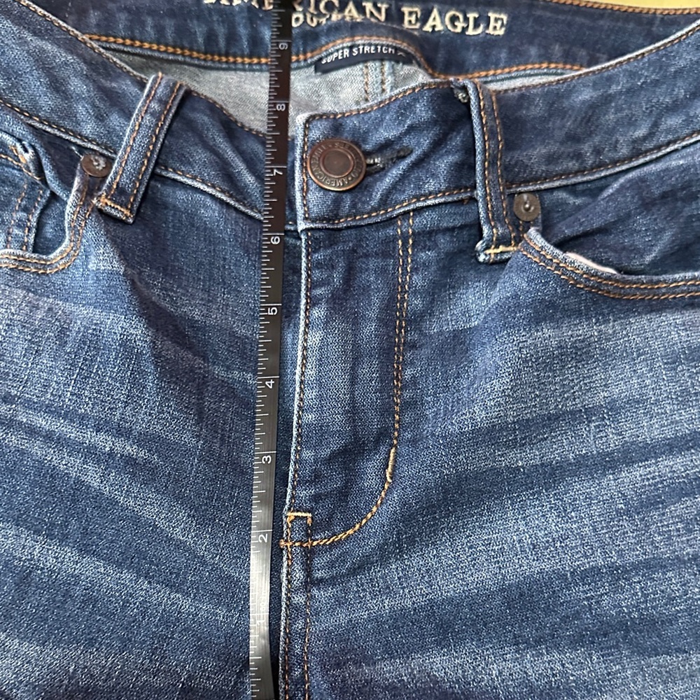 American Eagle Outfitters Women's Blue Distressed Jeans Size 4 - Picture 6 of 8
